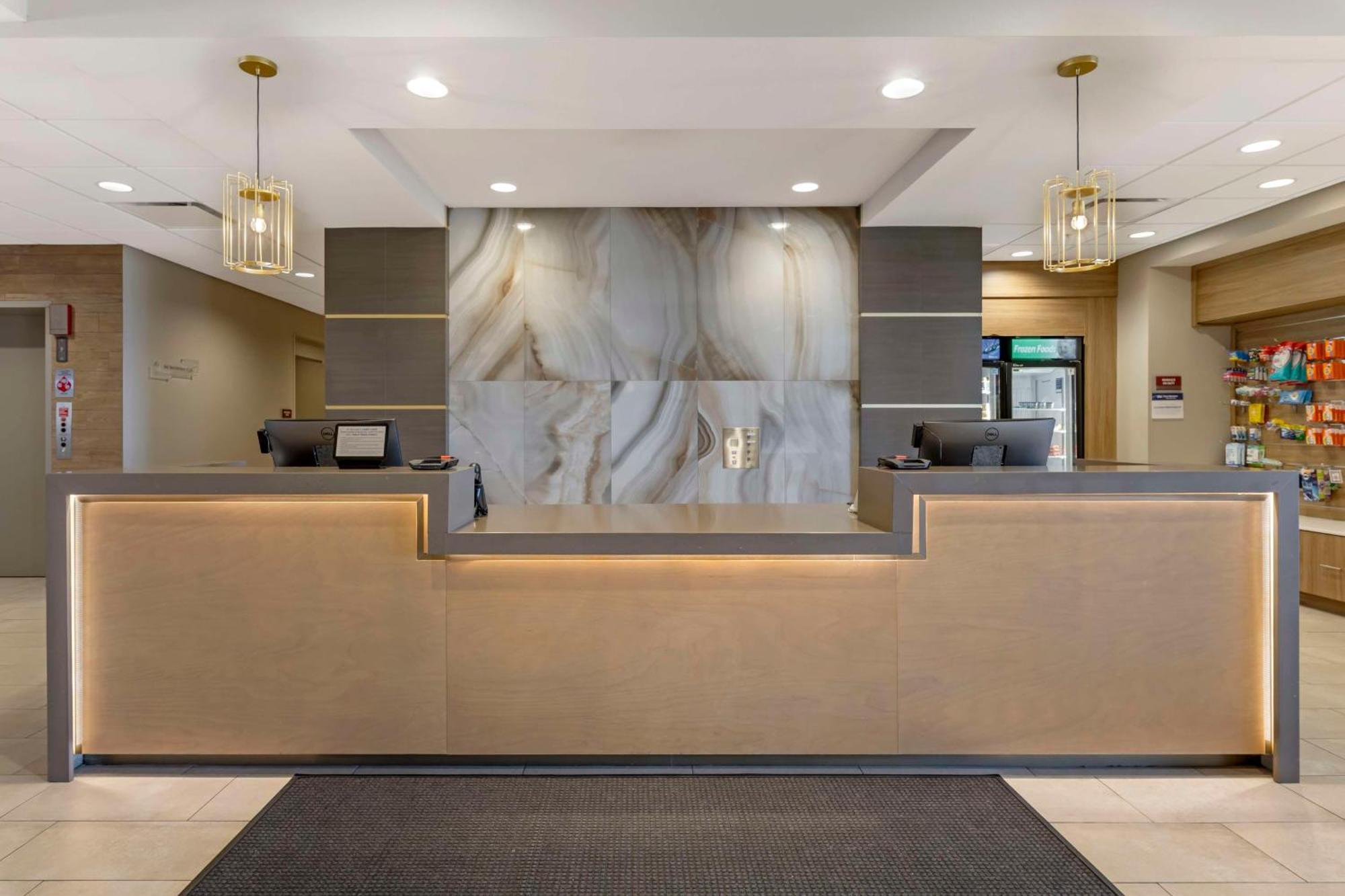 Best Western Plus Lacrescent - Lacrosse La Crescent Exterior photo